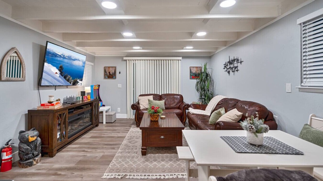 Photo of Livingroom in Al Tahoe