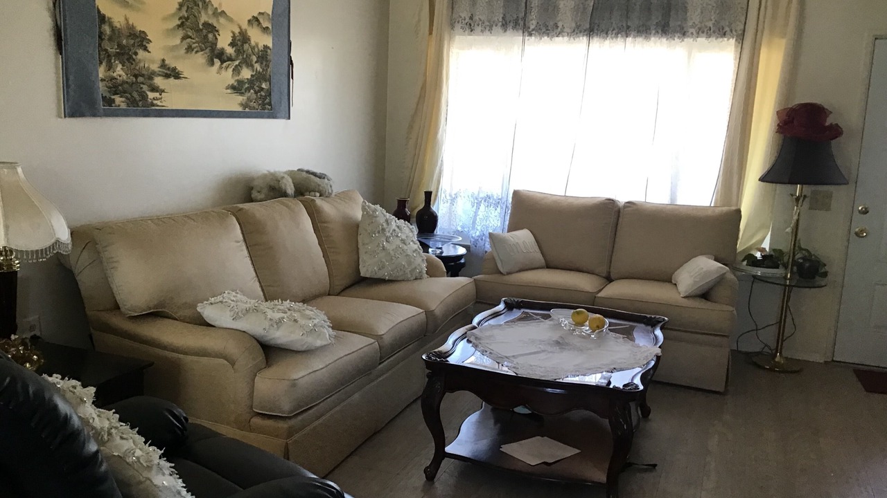 Photo of Livingroom in Rancho Bernardo