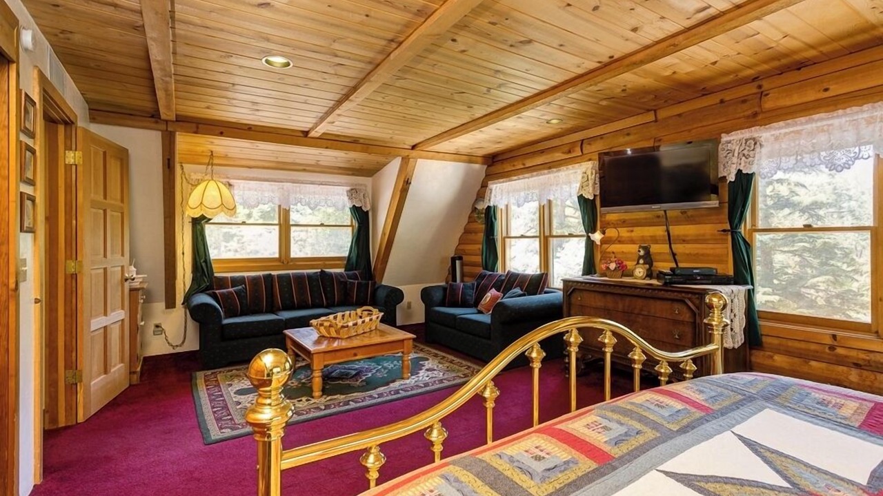 Photo of Bedroom in Fern Valley