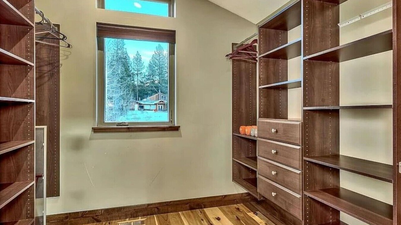 Photo of Others in Al Tahoe