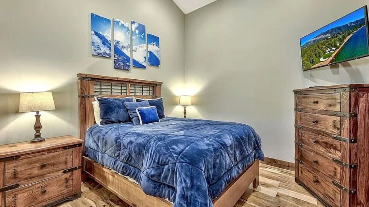 Photo of Bedroom in Al Tahoe