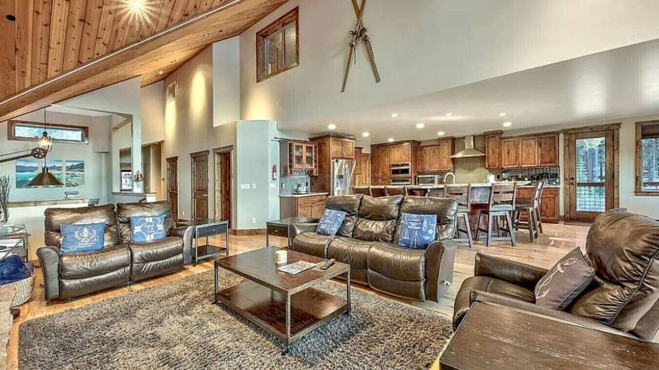 Photo of Livingroom in Al Tahoe