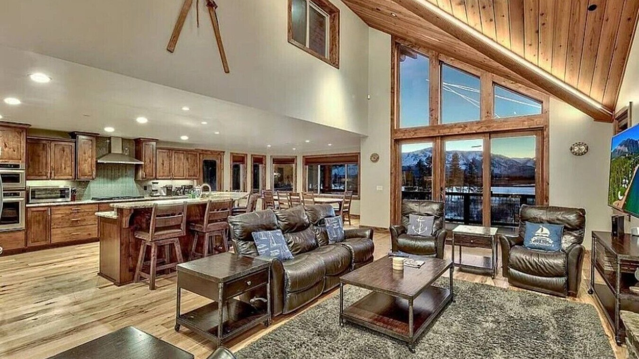 Photo of Livingroom in Al Tahoe