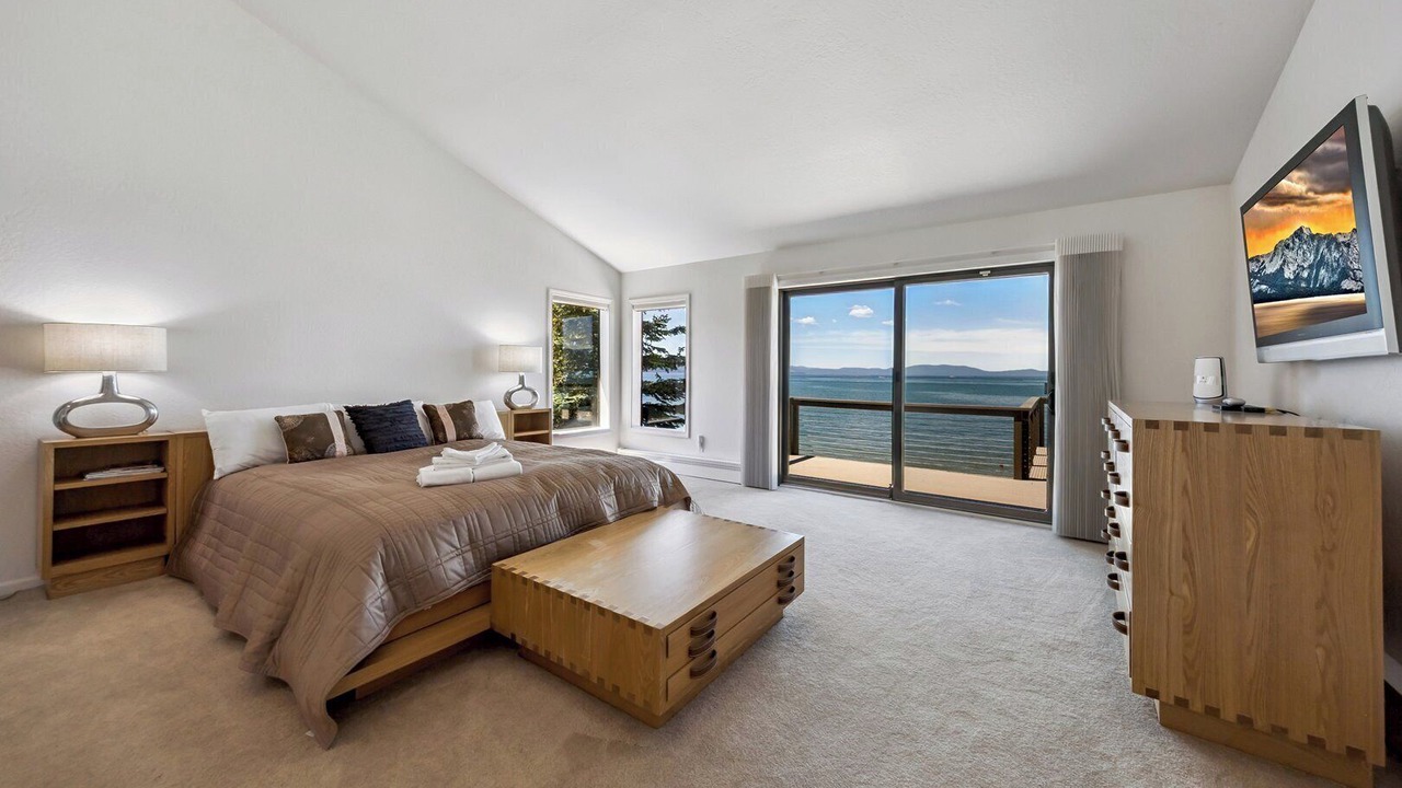 Photo of Bedroom in Tahoe Keys
