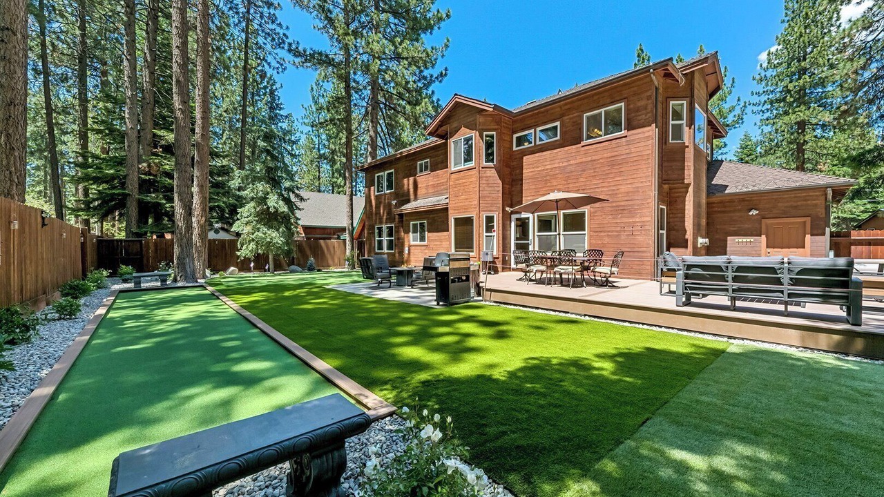 Photo of Outdoor in Montgomery Estates