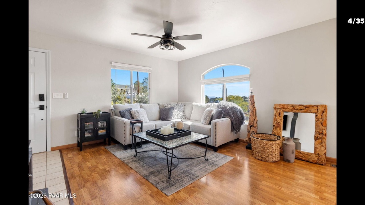 Photo of Livingroom in Yavapai Hills