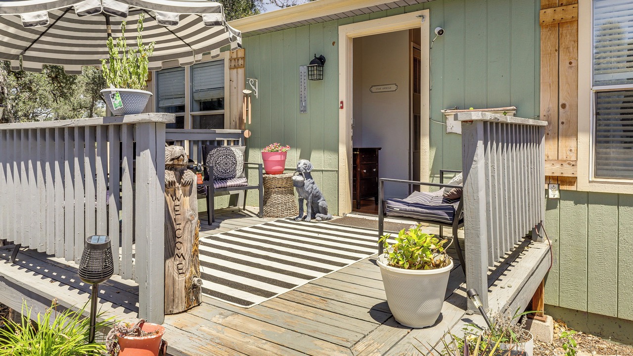Photo of Patio Balcony in Clear Lake
