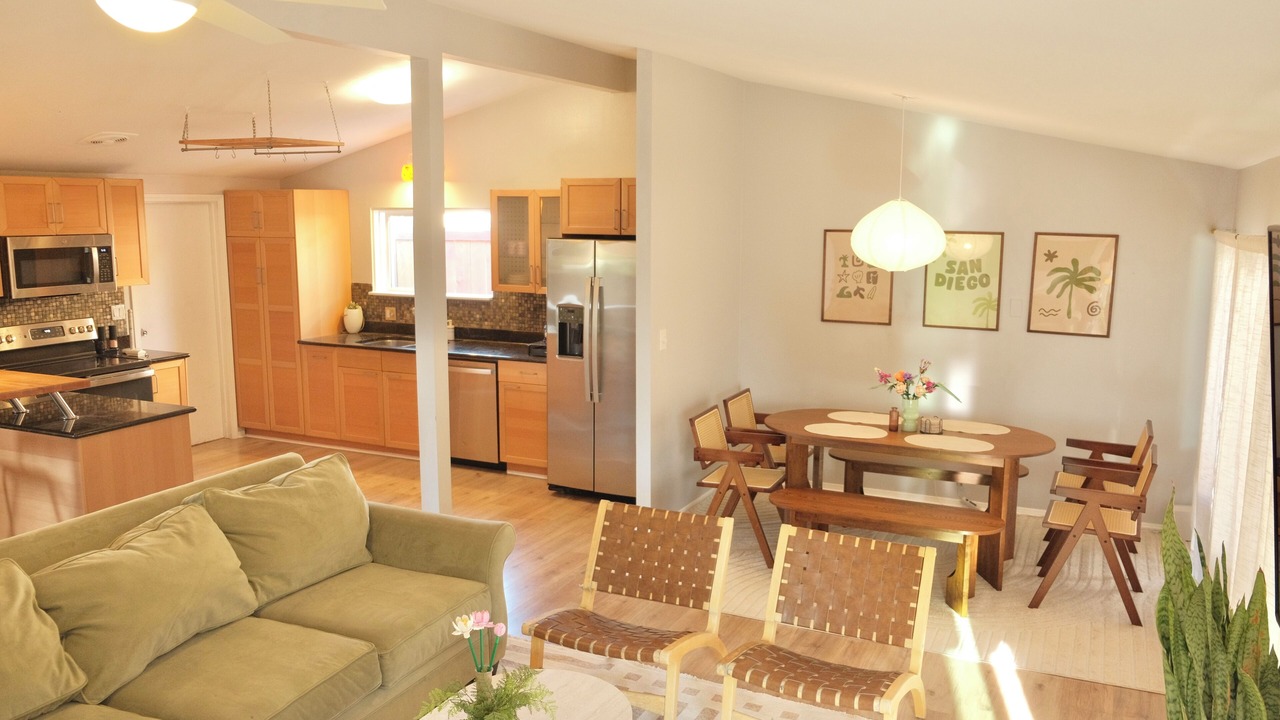 Photo of Livingroom in Serra Mesa
