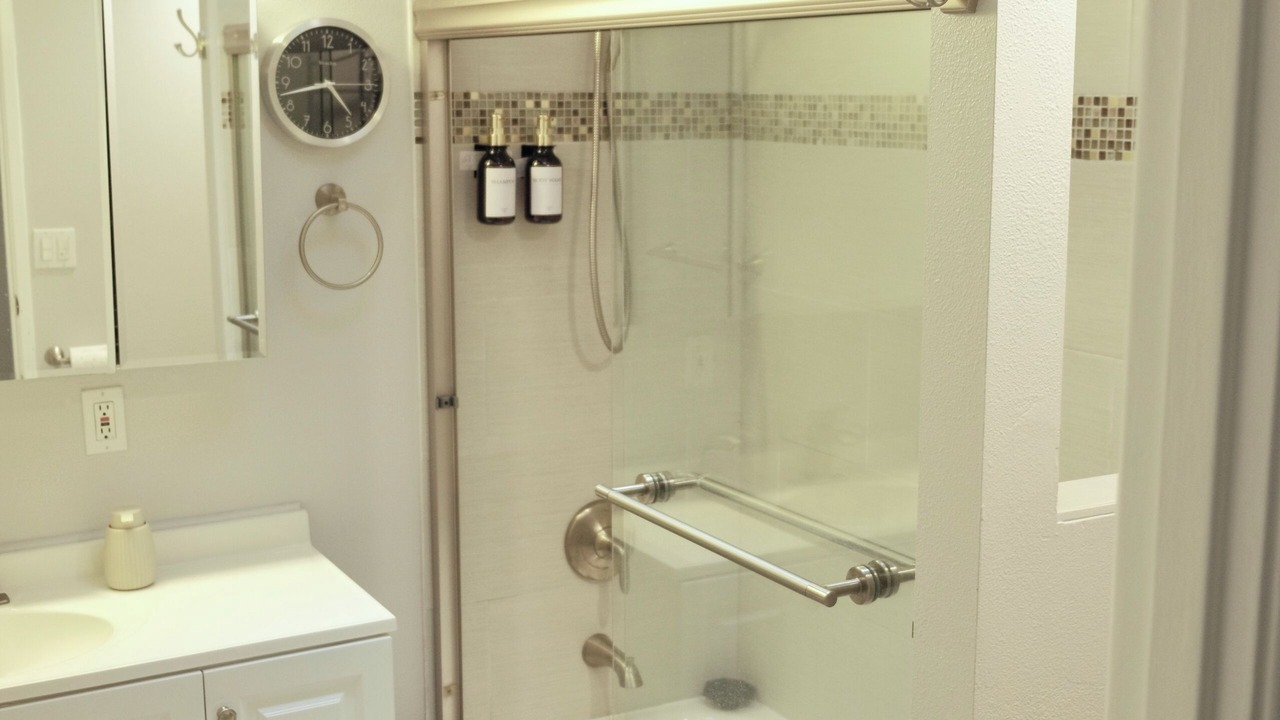 Photo of Bathroom in Serra Mesa