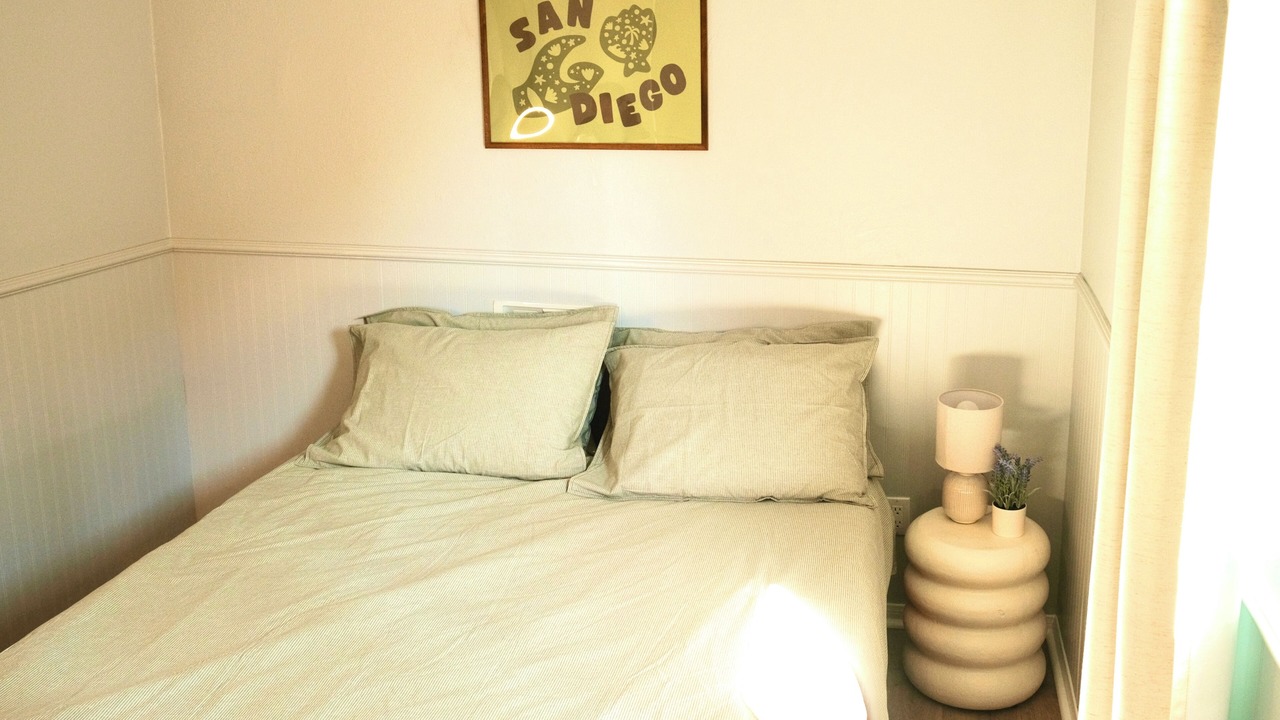 Photo of Bedroom in Serra Mesa