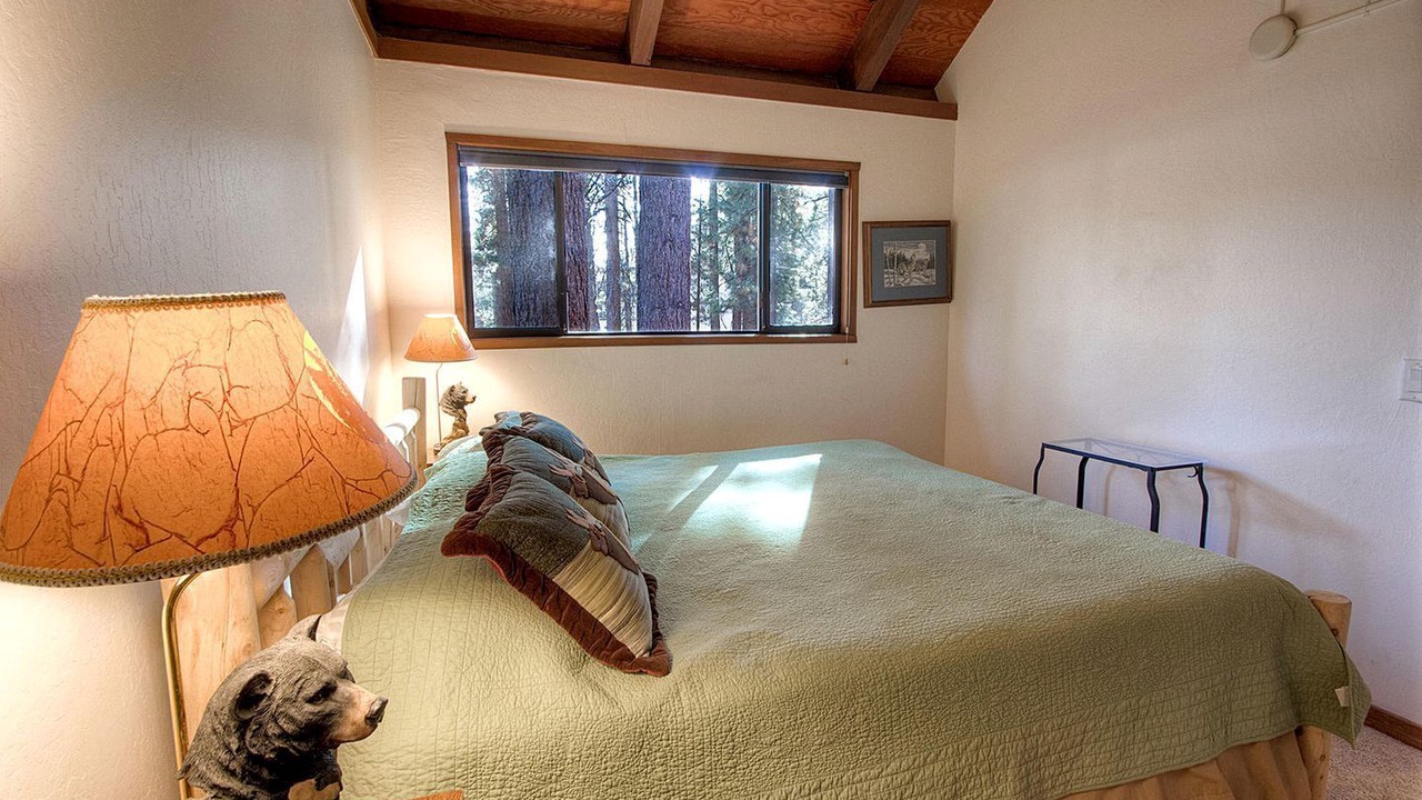 Photo of Bedroom in Al Tahoe