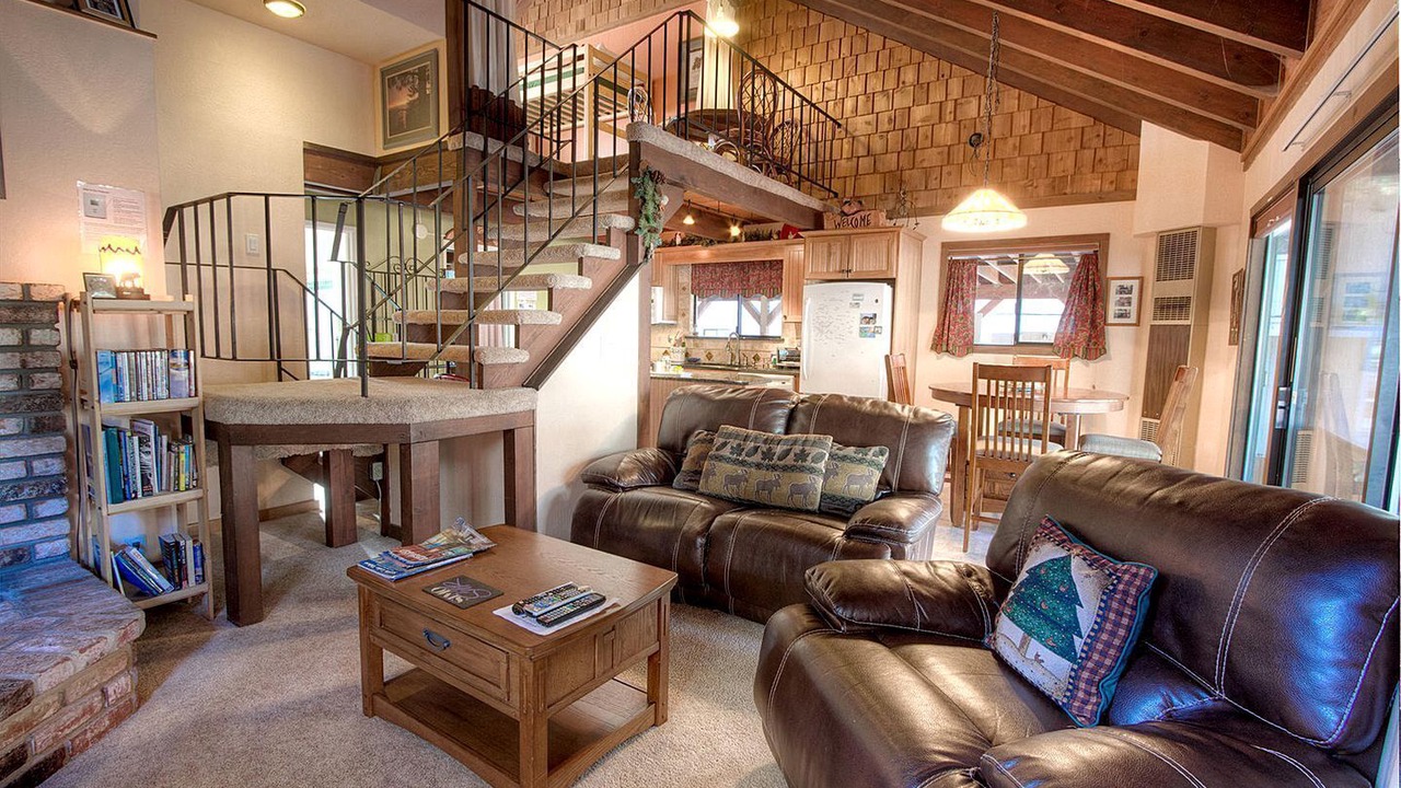 Photo of Livingroom in Al Tahoe