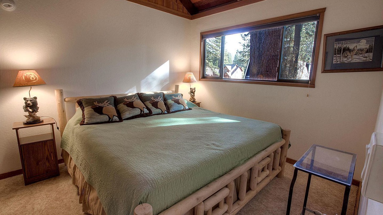 Photo of Bedroom in Al Tahoe