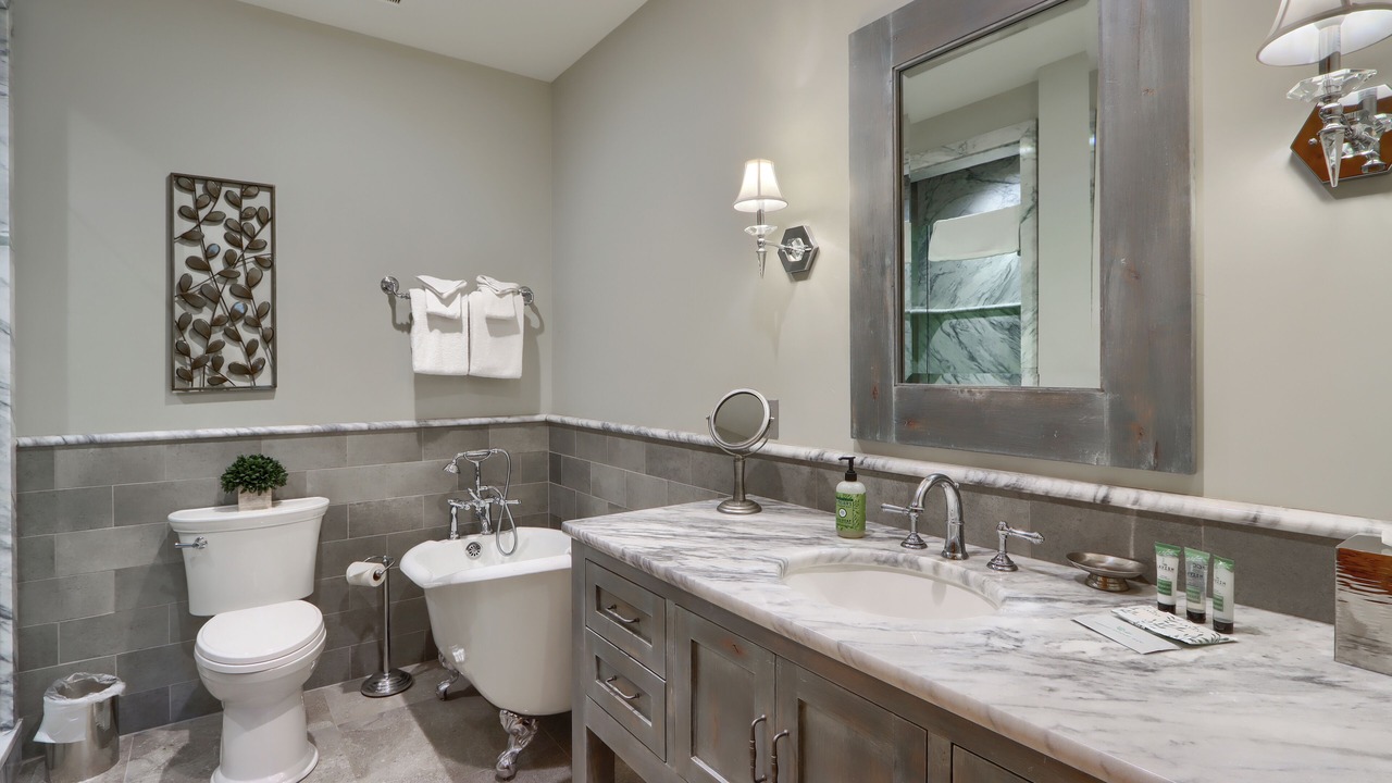 Photo of Bathroom in North Wawona