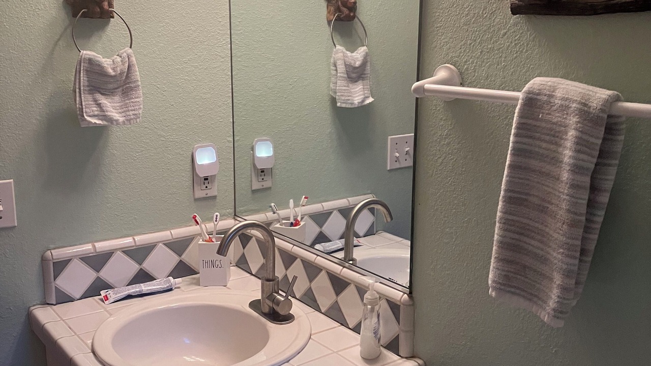 Photo of Bathroom in Al Tahoe
