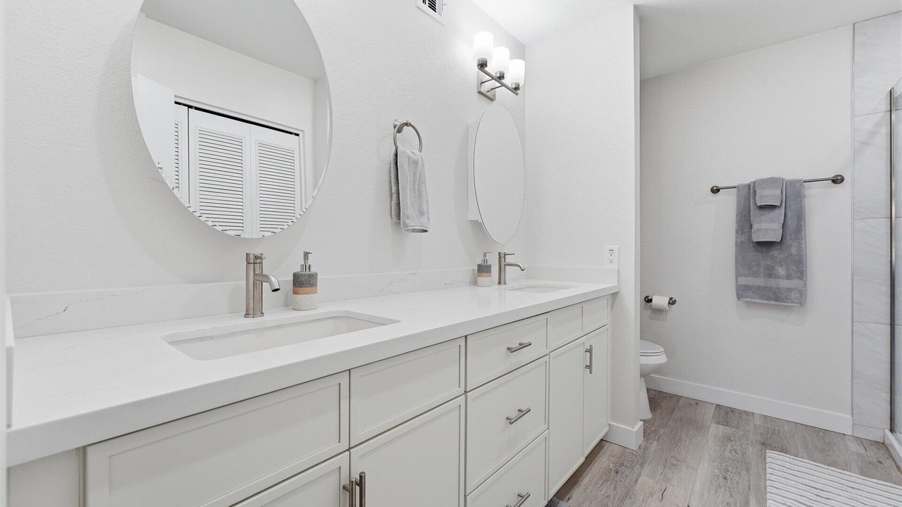 Photo of Bathroom in Bellair