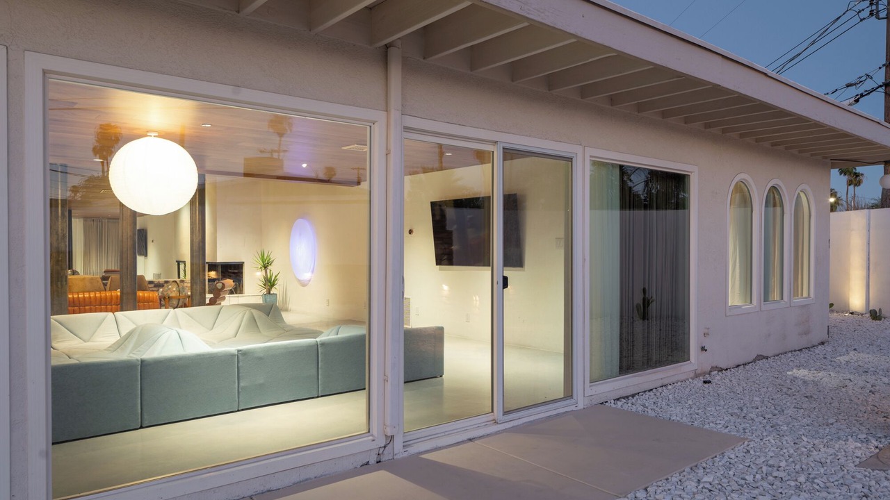 Photo of Patio Balcony in Winchester