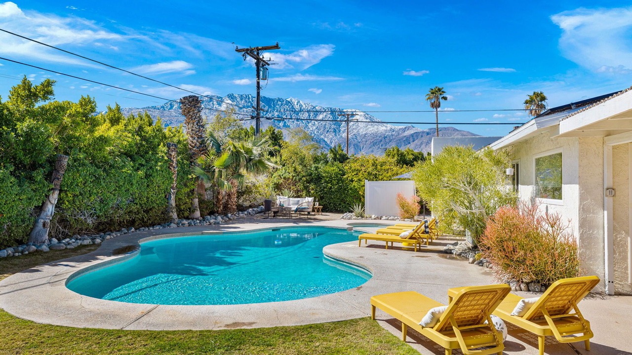 Photo of Outdoor in Desert Park Estates
