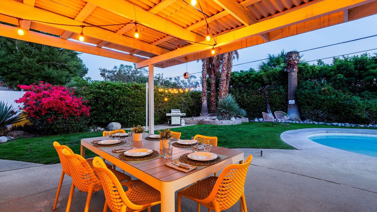Photo of Outdoor in Desert Park Estates