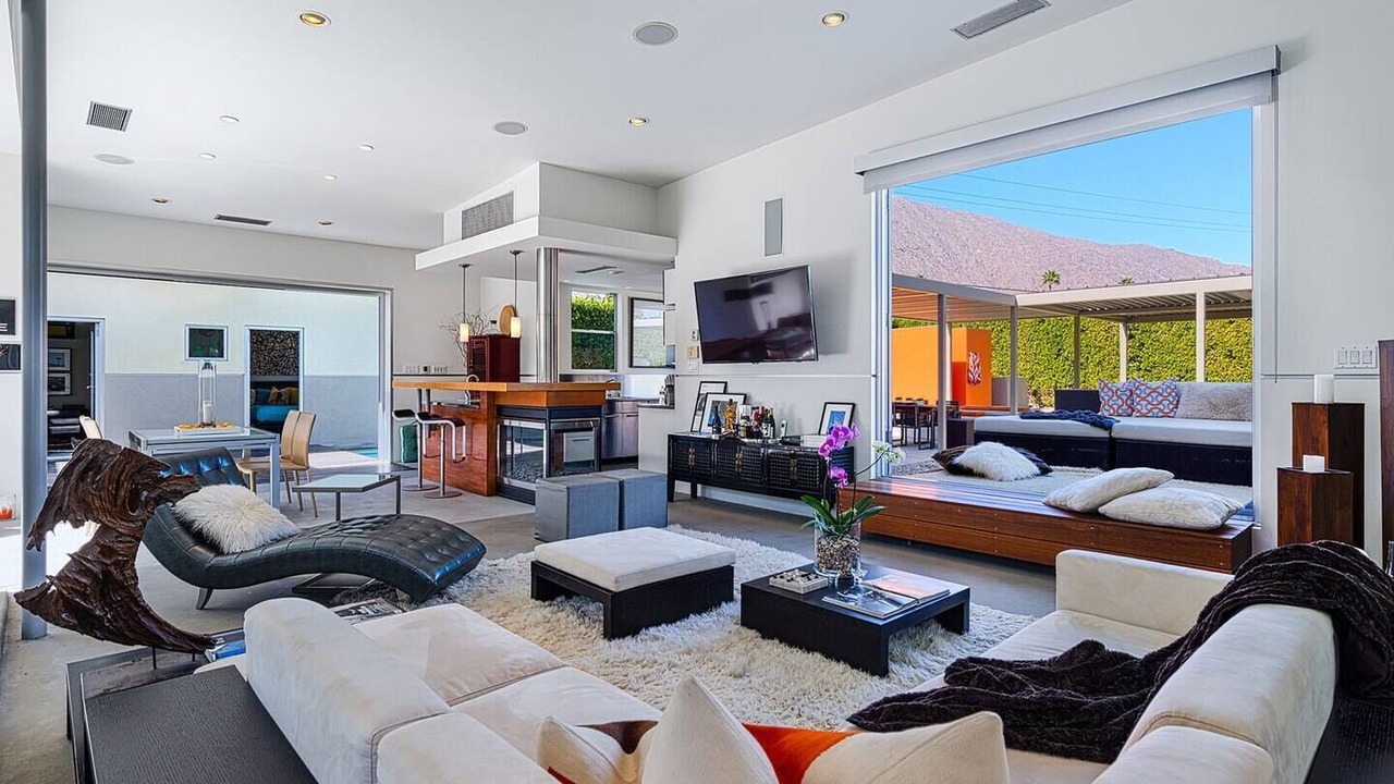 Photo of Bedroom in Twin Palms