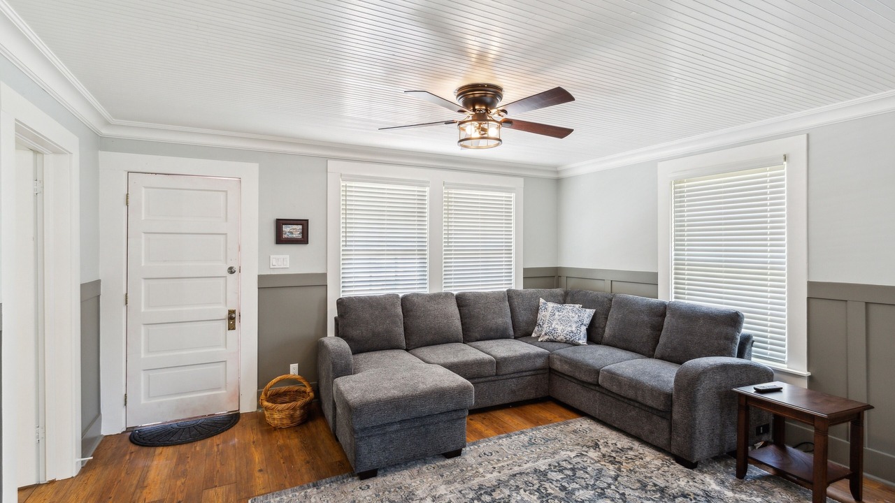 Photo of Bedroom in McCloud
