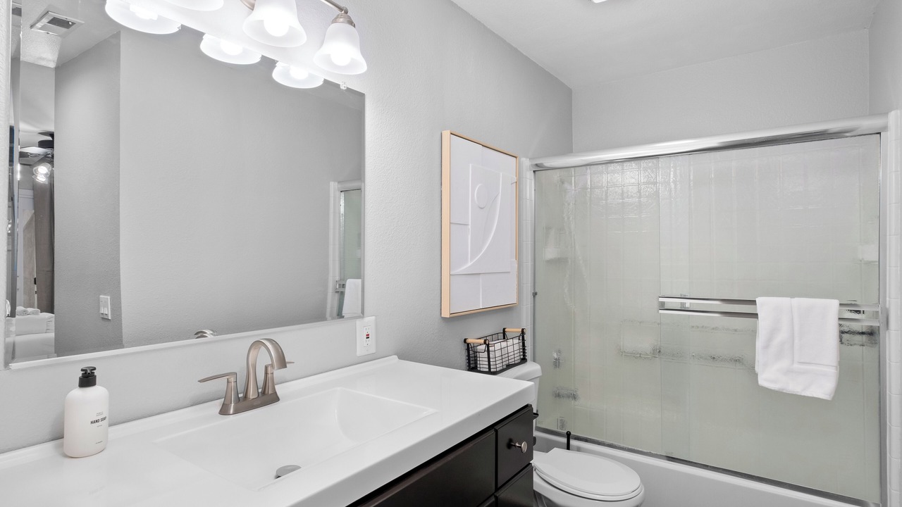 Photo of Bathroom in North Valley