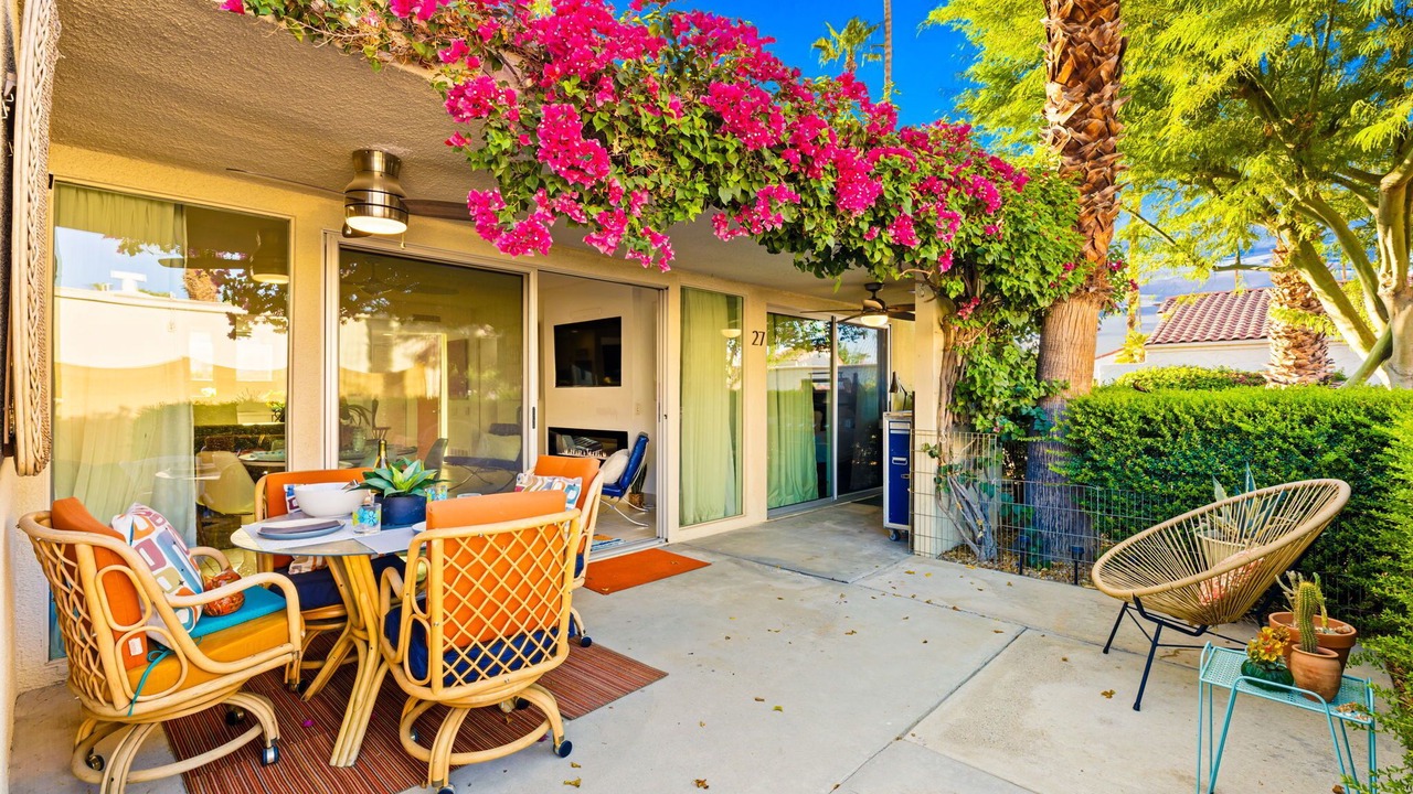 Photo of Outdoor in Araby Commons