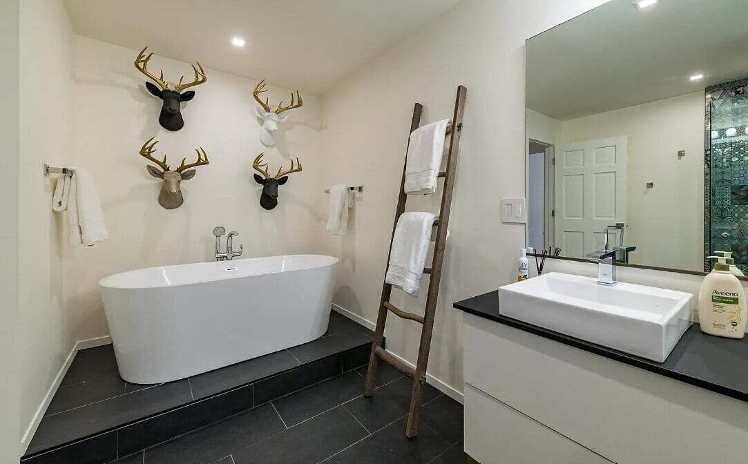Photo of Bathroom in Tahoma