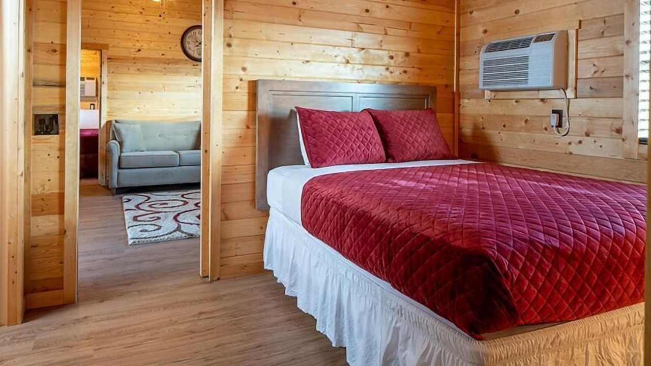 Photo of Bedroom in Peach Springs
