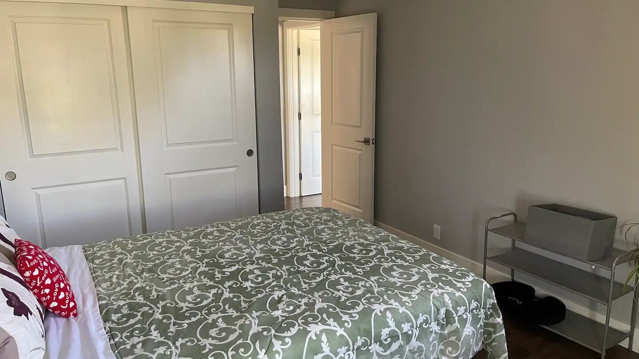 Photo of Bedroom in San Mateo Park