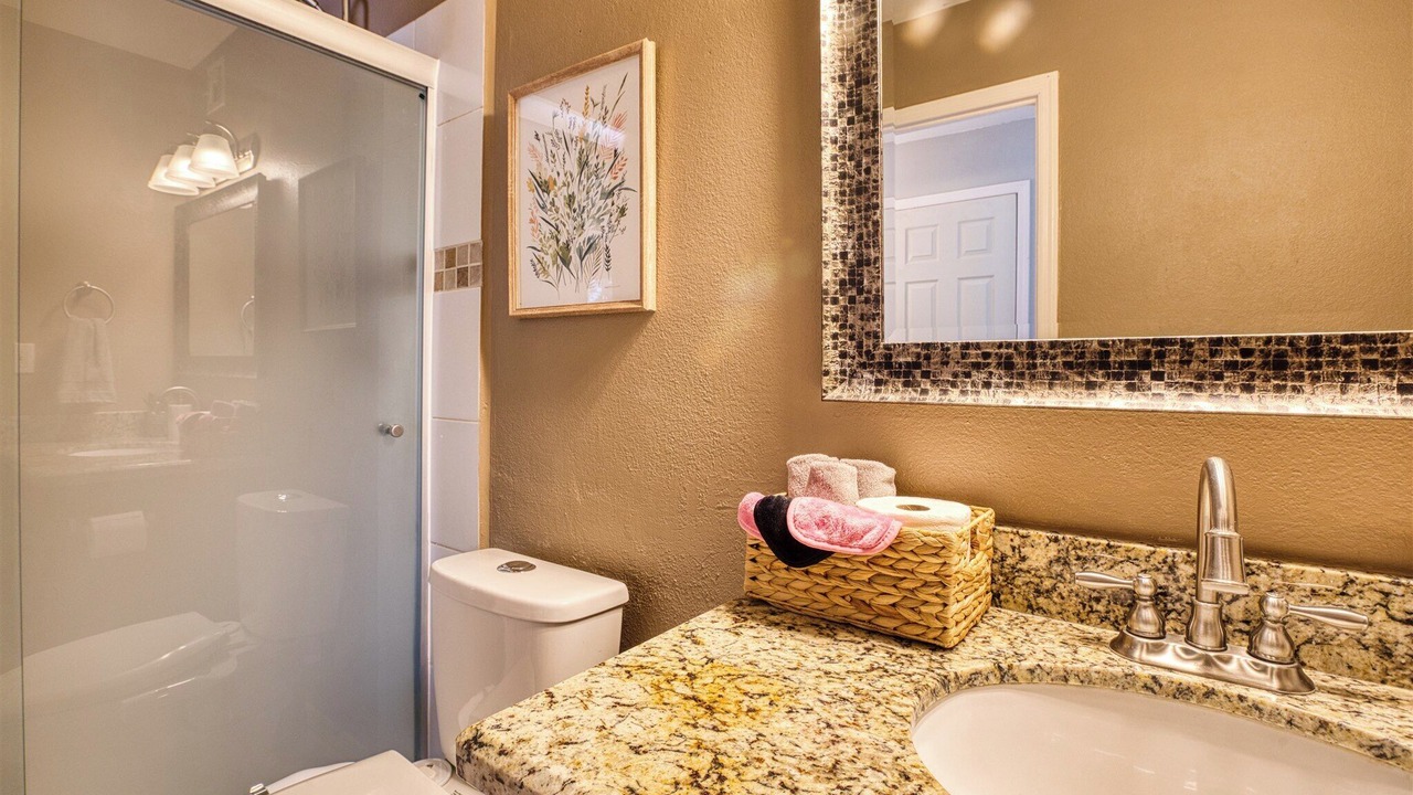 Photo of Bathroom in Entertainment District