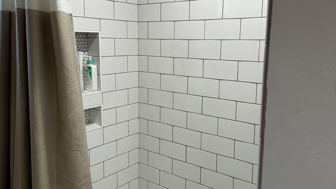 Photo of Bathroom in Rolando Park