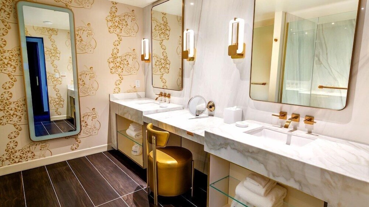 Photo of Bathroom in Downtown Las Vegas