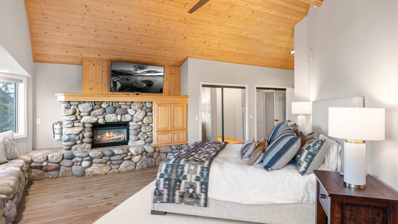 Photo of Livingroom in Kingswood Estates