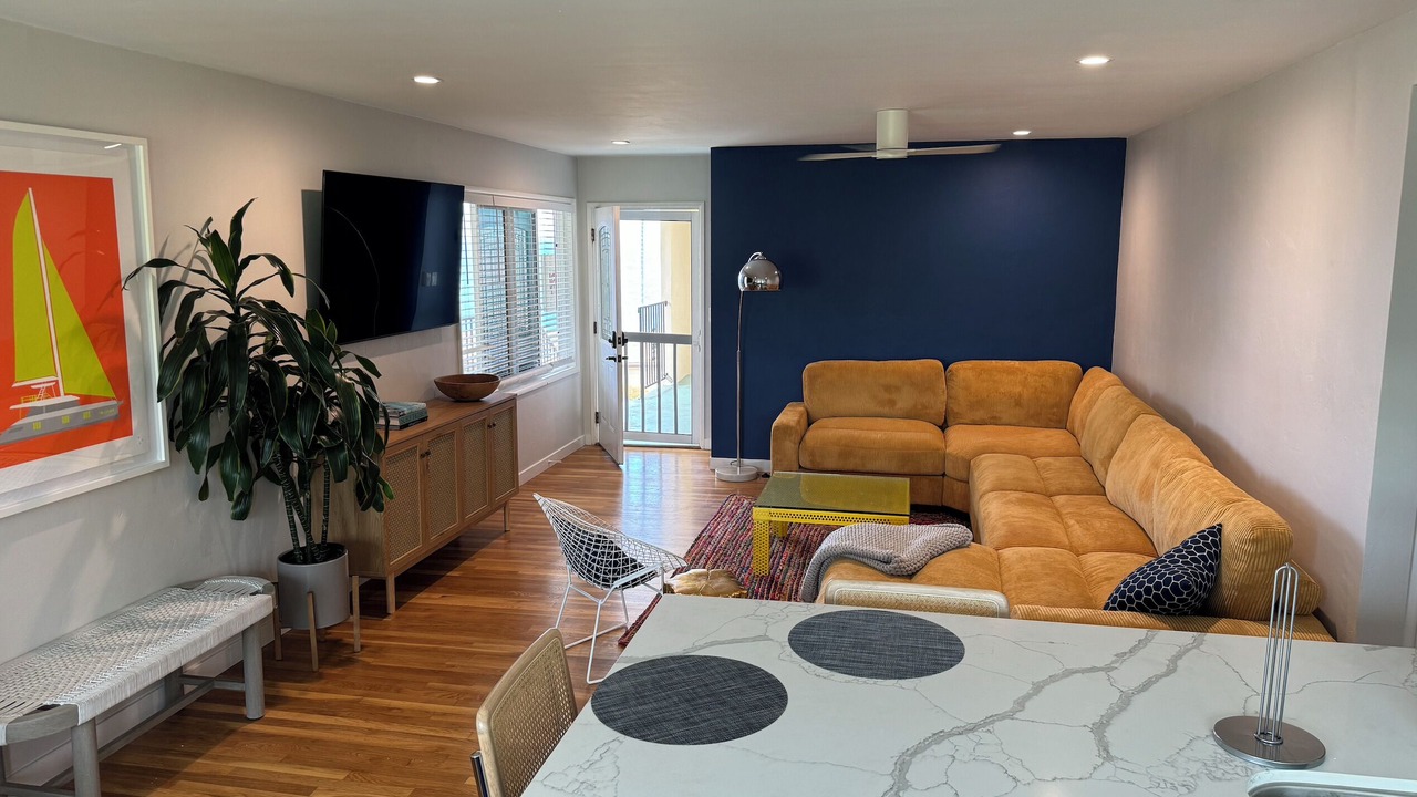 Photo of Livingroom in Village of La Jolla
