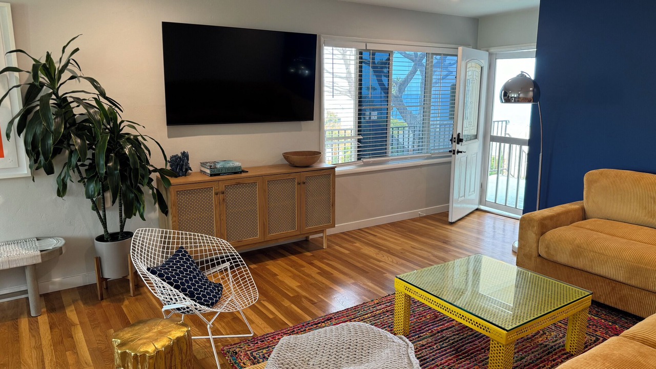 Photo of Livingroom in Village of La Jolla