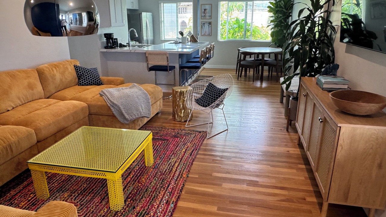 Photo of Livingroom in Village of La Jolla