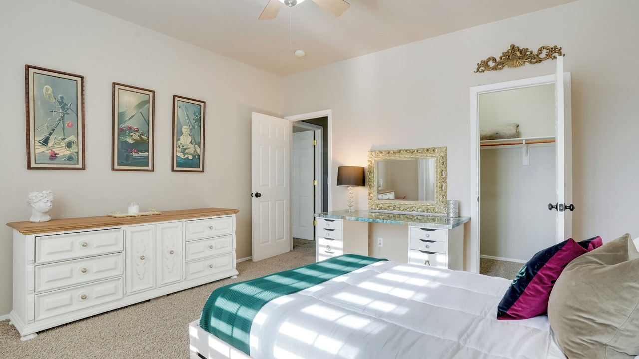 Photo of Bedroom in Rovey Farm Estates