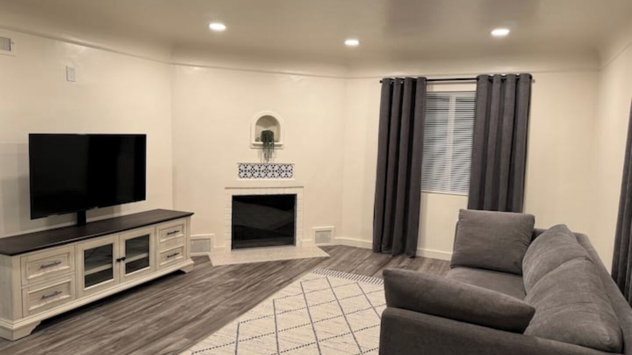 Photo of Livingroom in West Sacramento