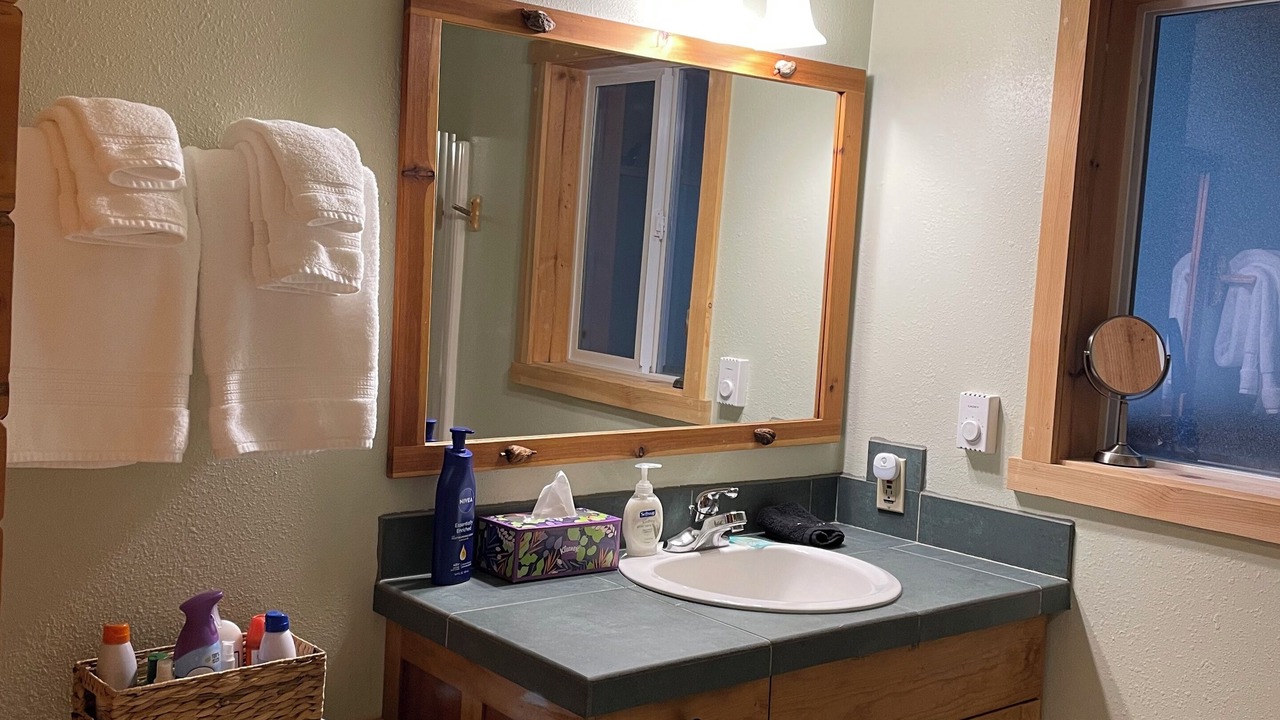 Photo of Bathroom in Crescent