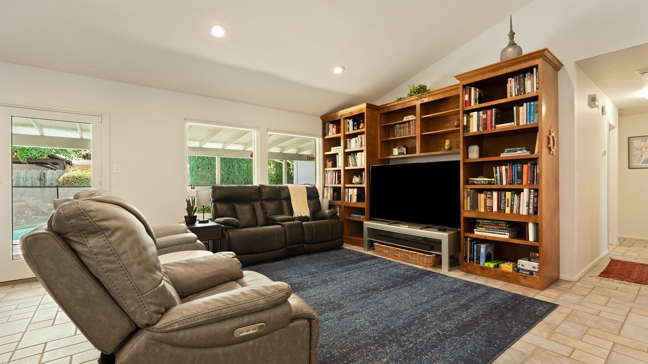 Photo of Livingroom in Lodi