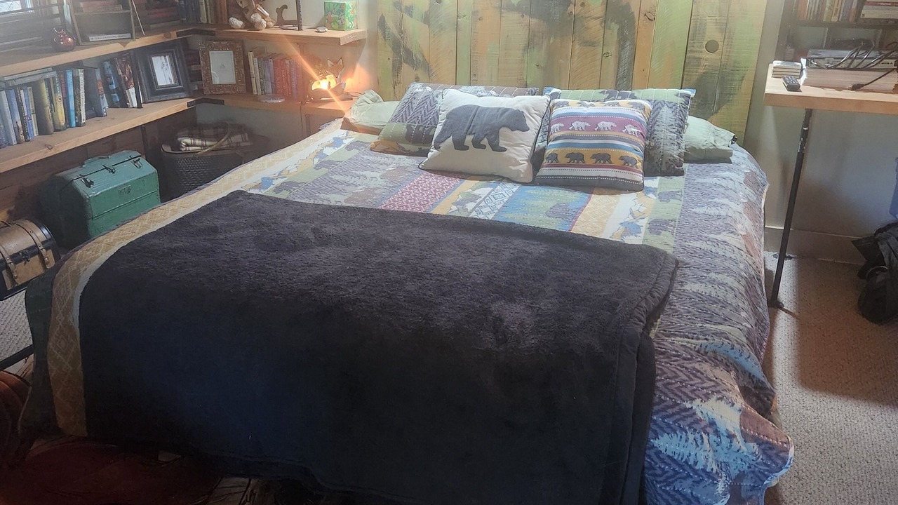 Photo of Bedroom in Quincy