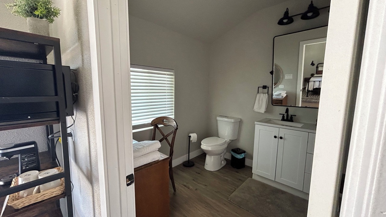 Photo of Bathroom in Peters