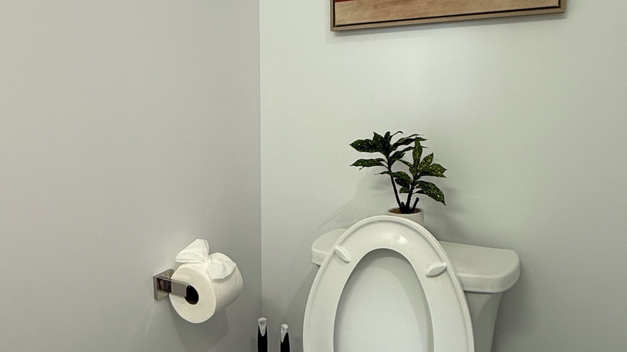 Photo of Bathroom in Valinda