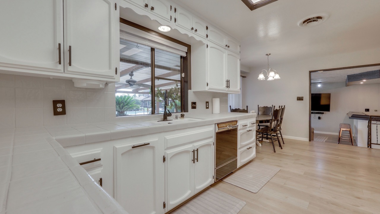 Photo of Kitchen in Roosevelt