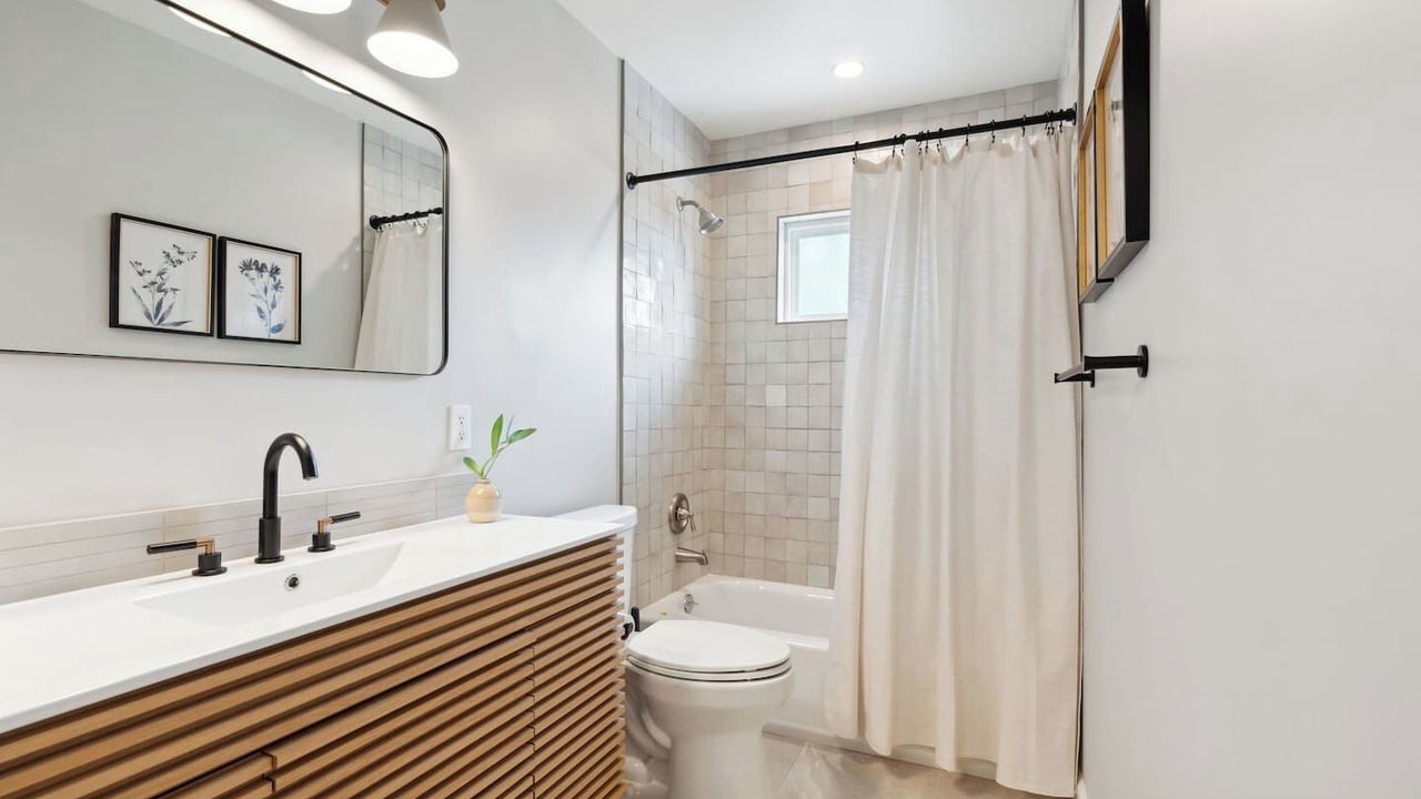 Photo of Bathroom in El Granada