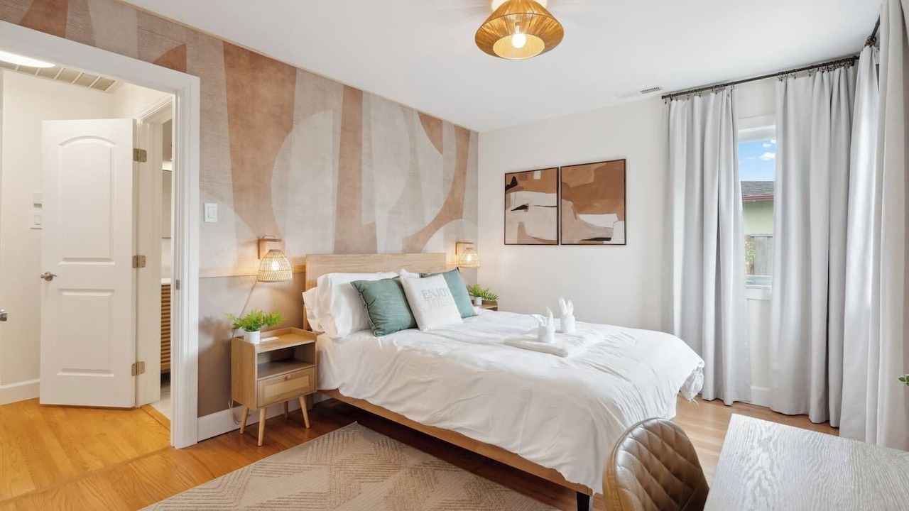 Photo of Bedroom in El Granada