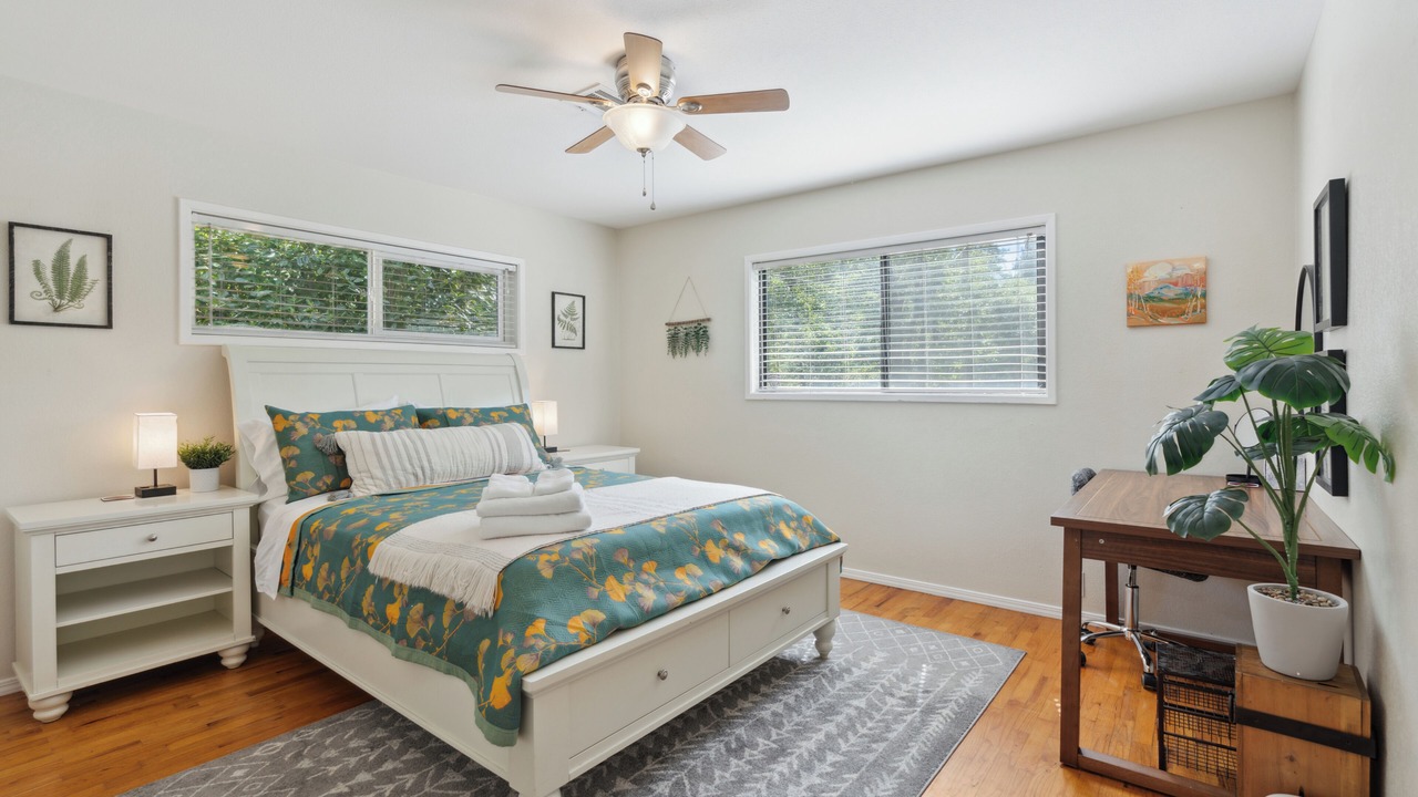 Photo of Bedroom in Shasta Lake