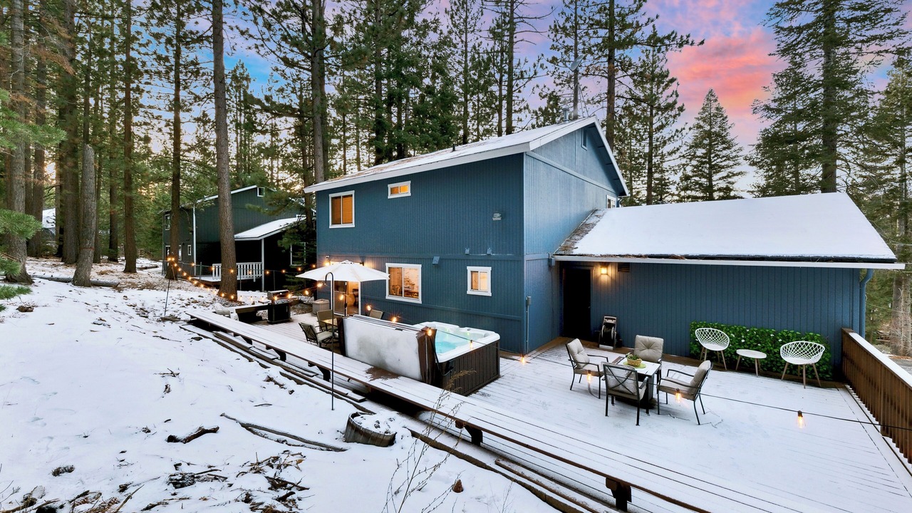 Photo of Outdoor in Country Club Estates