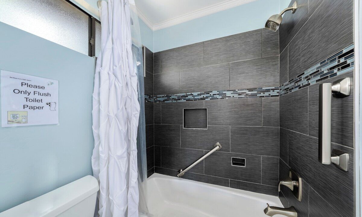 Photo of Bathroom in Jamacha